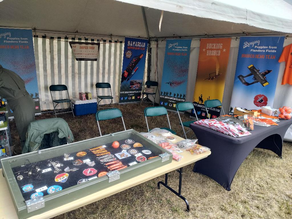 cathyshm's tweet photo. @SanicoleAirshow Are you ready?!!! The @BroncoDemoTeam are here and waiting to see you. New stock now in and ready yey x https://t.co/8VoE6giVLv
