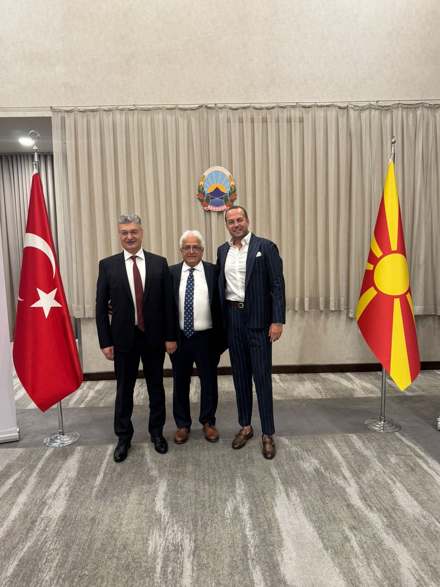 Makedonya’nın 34. Bağımsızlık Günü Resepsiyonu
yenibalkan.com/haber/makedony…