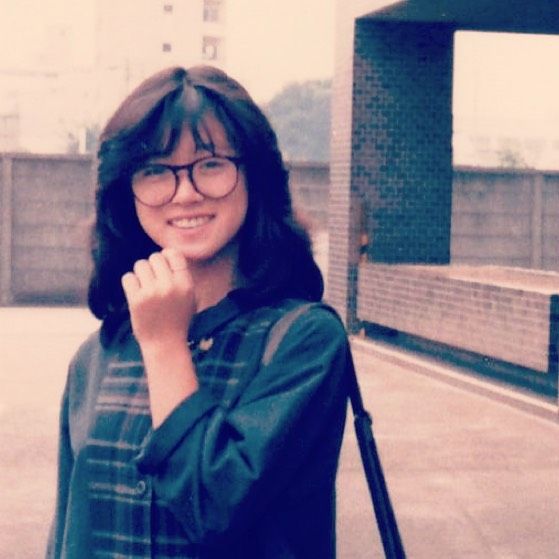 プライベートの中森明菜が、アラレちゃん眼鏡を愛用していたのを知っ