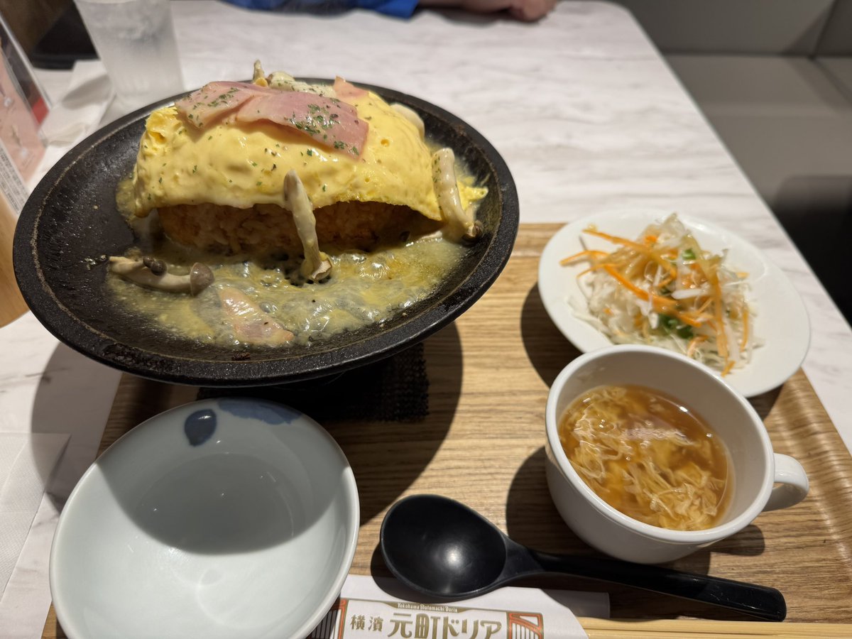 まりこさんとご飯行ってきた✌️
デザートは撮るの忘れた…
うまかった☺️