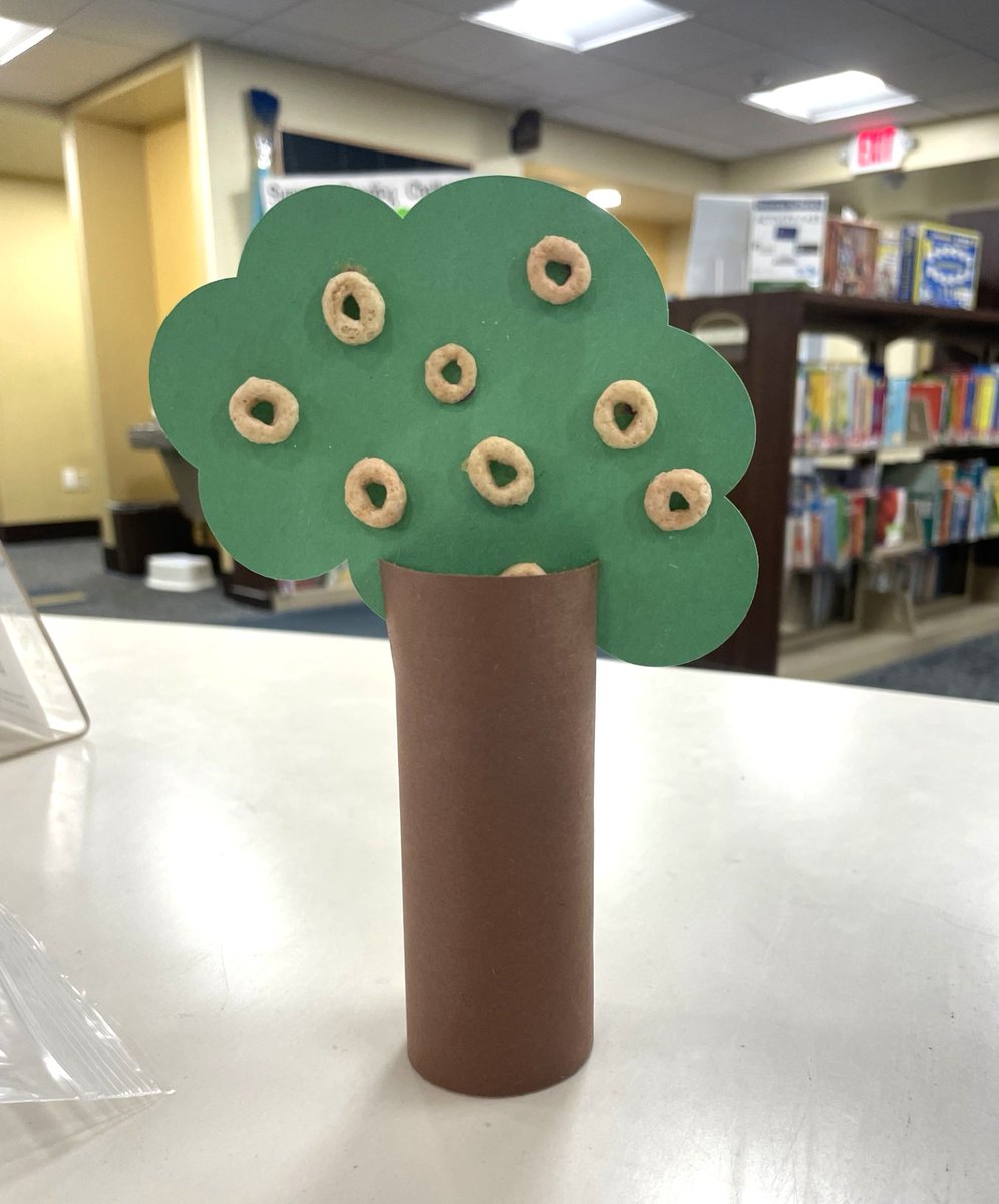 This Apple Tree craft will be available in Youth Services today beginning at 10a while supplies last!