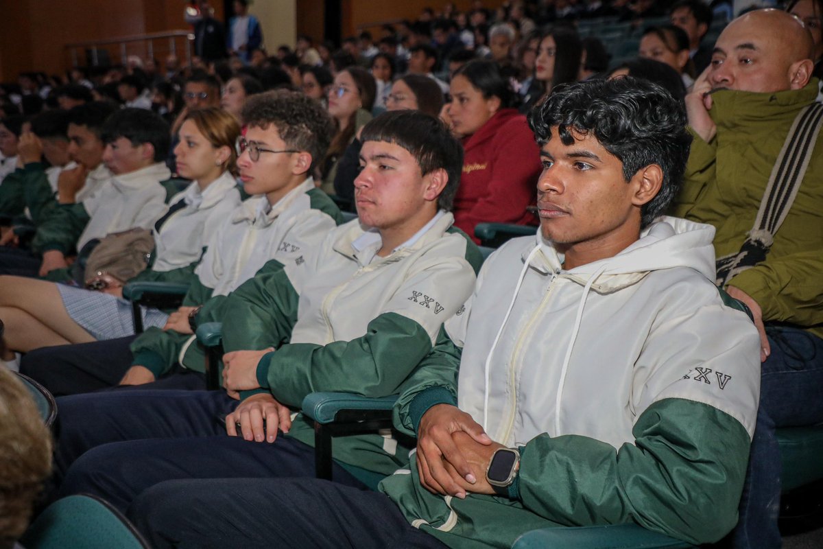 SecSaludCundi's tweet photo. 🎓 Gracias a #CundinamarcaMásPro, hoy más de 1.100 jóvenes acceden a programas de pregrado, técnicos y tecnológicos en universidades aliadas. https://t.co/lm8iPoe9sa
