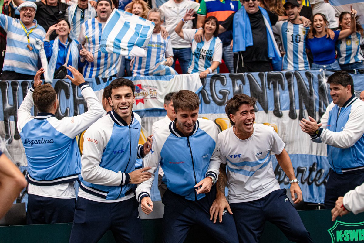 - Nos toca jugar contra el subcampeón del mundo en un estadio en el que no perdieron nunca.

- Tranquilidad. Dejanos a nosotros.