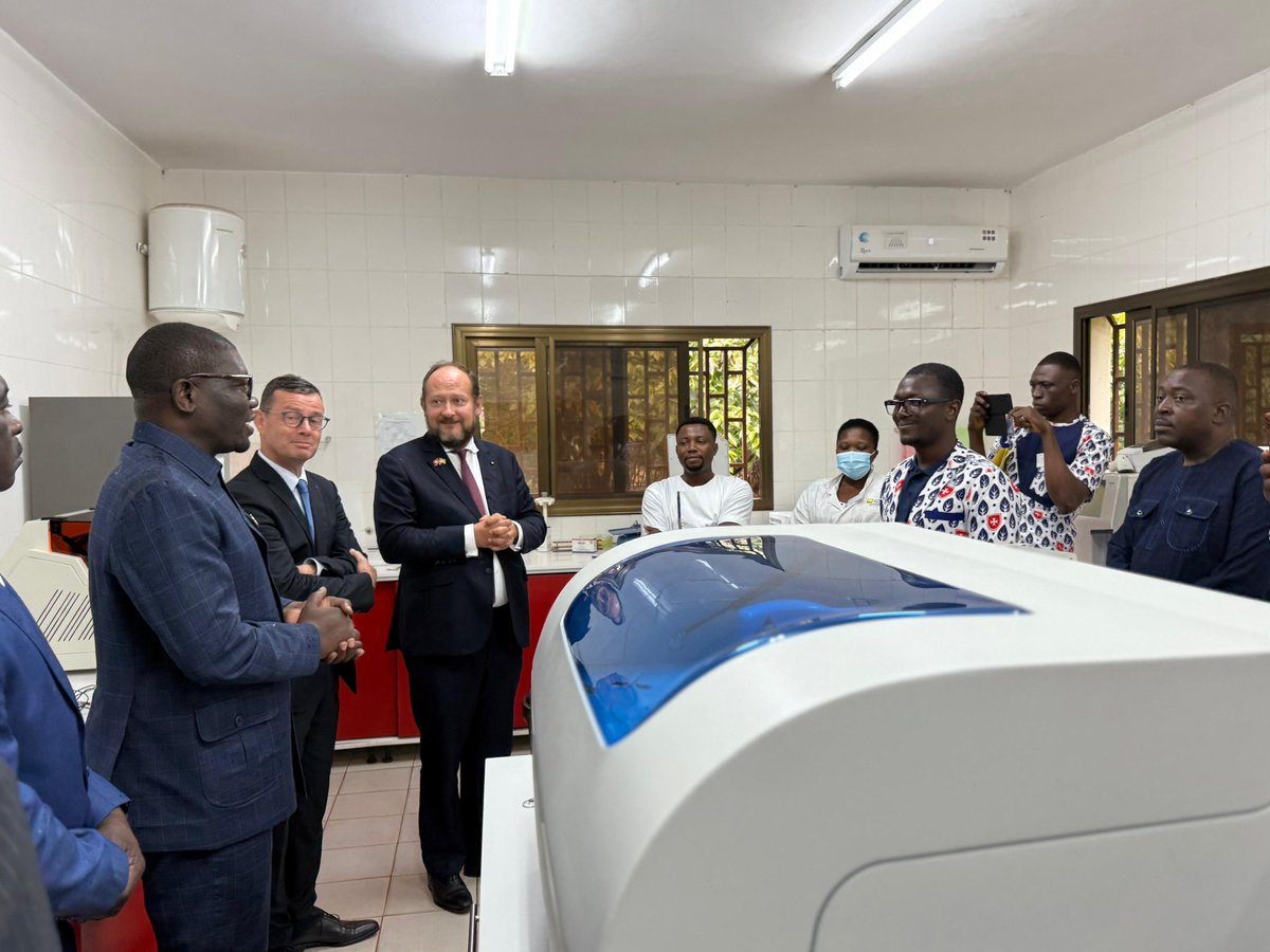 #sante maternelle et infantile au ❤️ du partenariat 🇹🇬🇹🇬🇫🇷🇫🇷. Merci et bravo à <a href="/OrdredeMalteFR/">Ordre de Malte France</a> d'y contribuer si activement. <a href="/CedricChalret/">Chalret du Rieu Cédric</a> <a href="/FranceauTogo/">La France au Togo 🇫🇷🇹🇬</a>