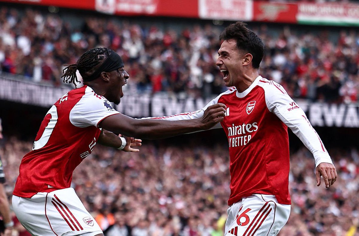MY FACKING SUMMER SIGNINGS