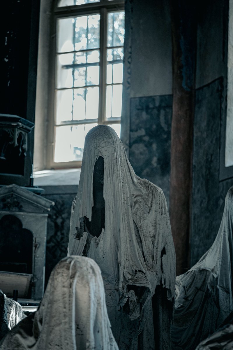 🇨🇿 Kostel sv. Jiří #666pH 

念願だったチェコの幽霊教会行ってきた写真👻