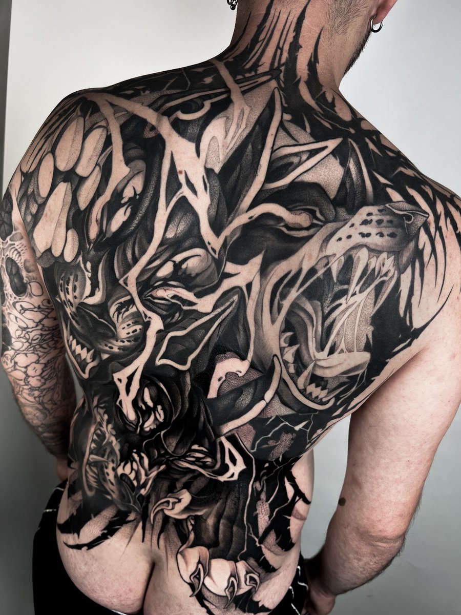 bocchi_ink's tweet photo. 2023 - 2025 | 7 sessions |
Amsterdam-Netherlands
Cerberus/Dobermans
Thank you Marc! #backpiece #bodysuit https://t.co/TeXGpx2PPO
