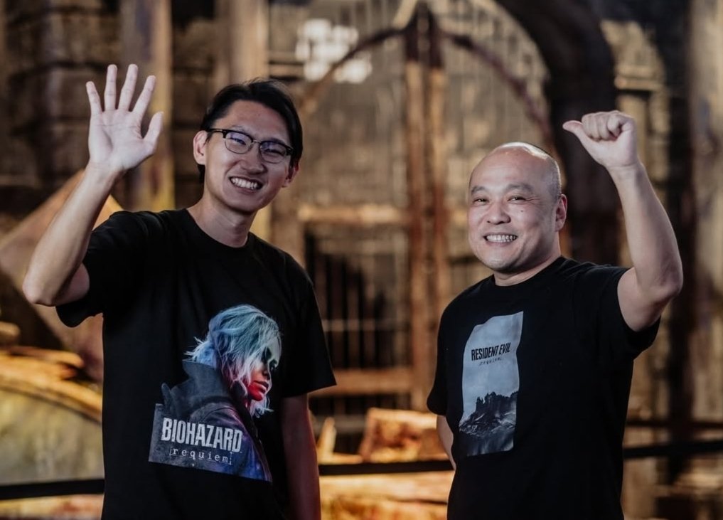 re_huhngge's tweet photo. Gamescom 2025 Resident Evil Requiem

W E L C O M E!
✨GRACE ASHCROFT ✨
with producer, Masato Kumazawa
and director, Koshi Nakanishi.

#residentevilrequiem #residentevil #residentevil9 #residenteviloutbreak #graceashcroft #alyssaashcroft #regames #capcom https://t.co/9pvBHWpKNK