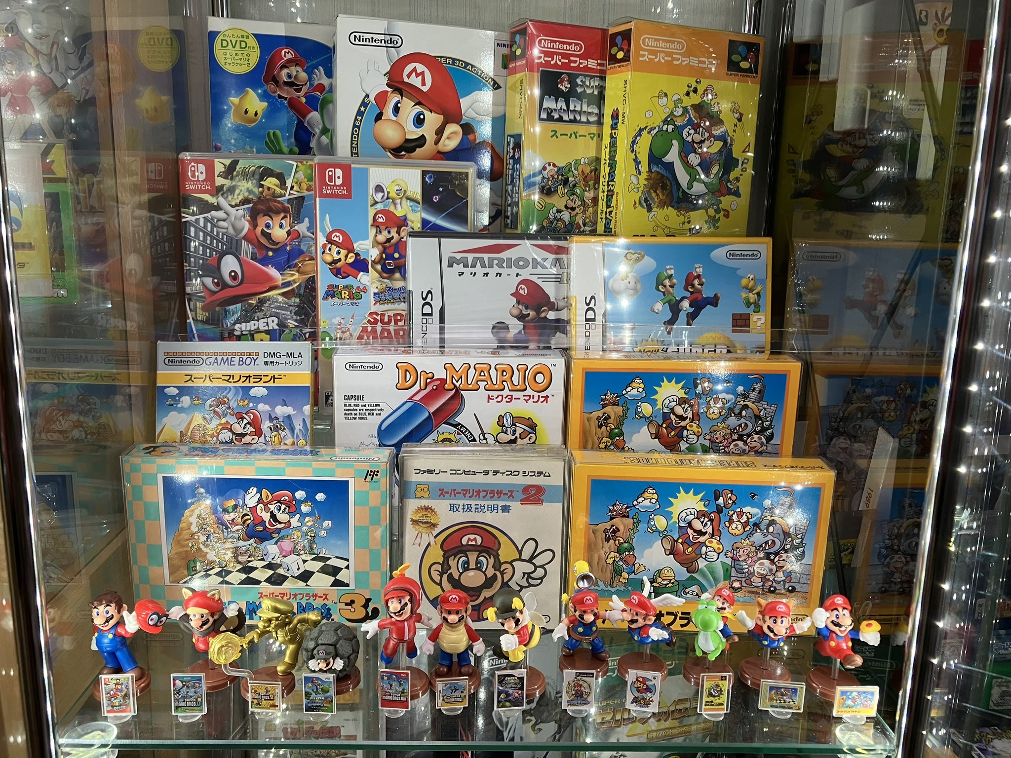 New Super Mario Bros.店頭ディスプレイ New Super Mario Bros