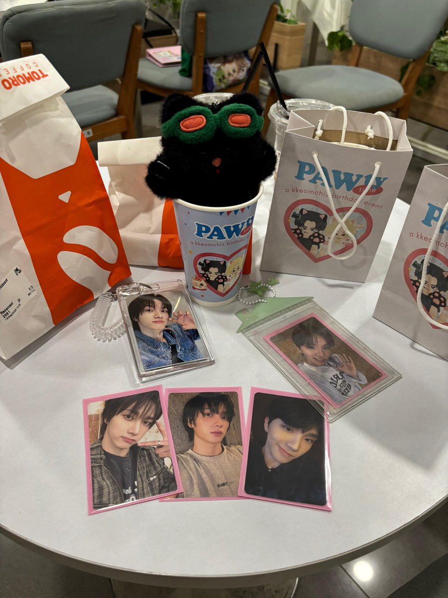 🅰️iℓ ★ rest. tweet media