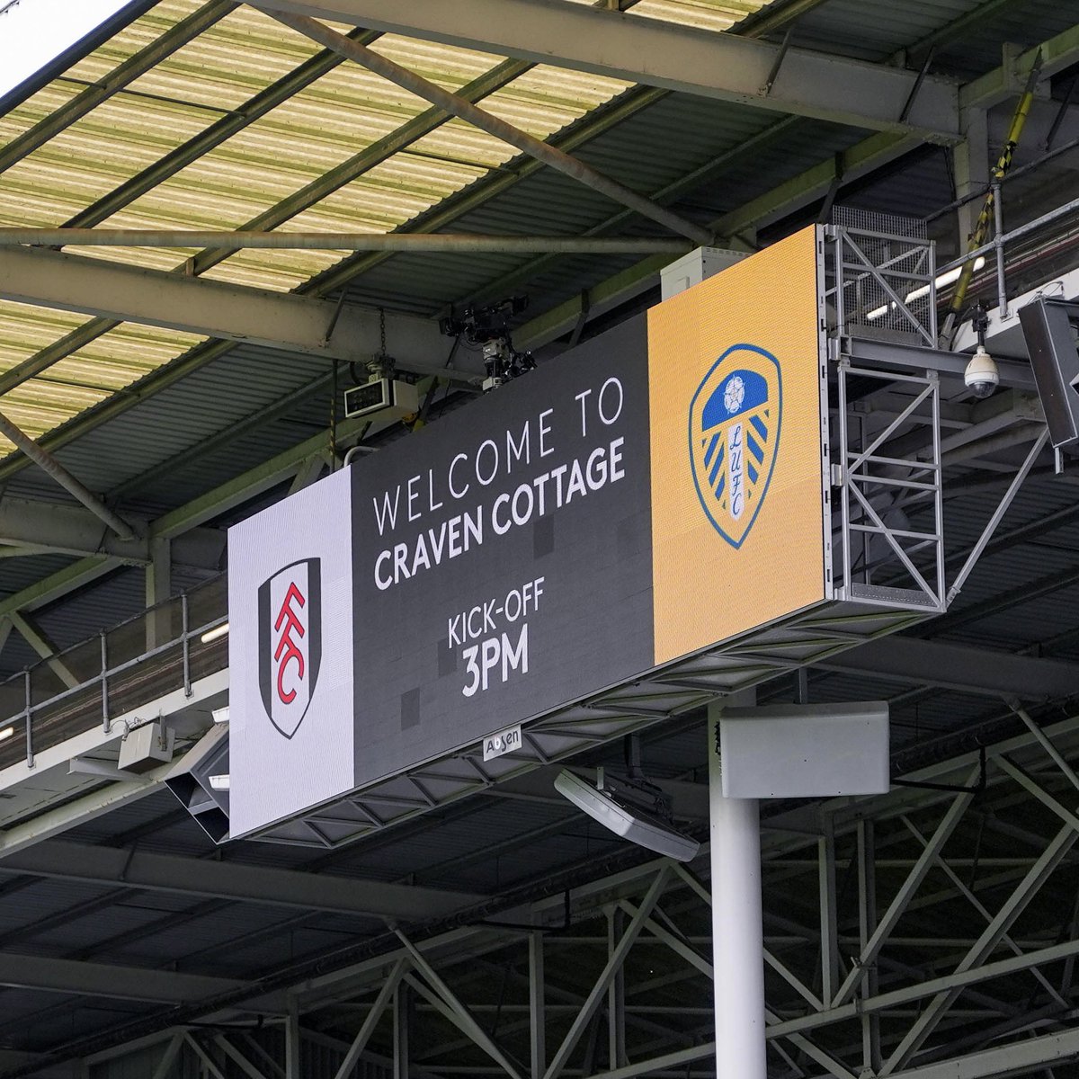Leeds United tweet media