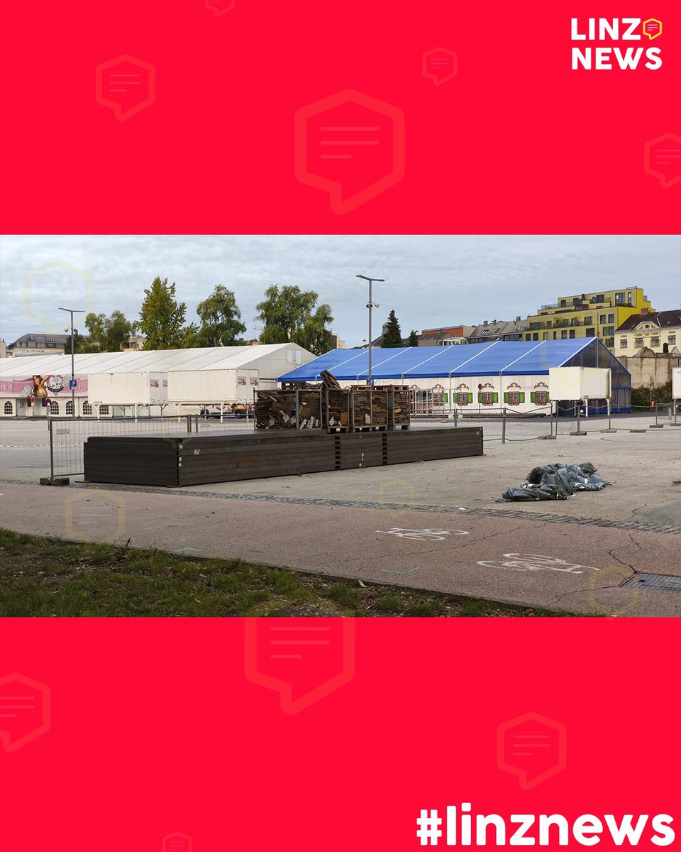 linzdotnews's tweet image. 🌳 BAUM AM URFIX GELIEFERT!
🏆 Fast unmittelbar auf die Auszeichnung „Goldener Presslufthammer“ folgte nun am Jahrmarktgelände die Anlieferung eines stattlichen Baums.

#urfix #aufbau #linz #linznews #urfahrmarkt #baum #goodnews