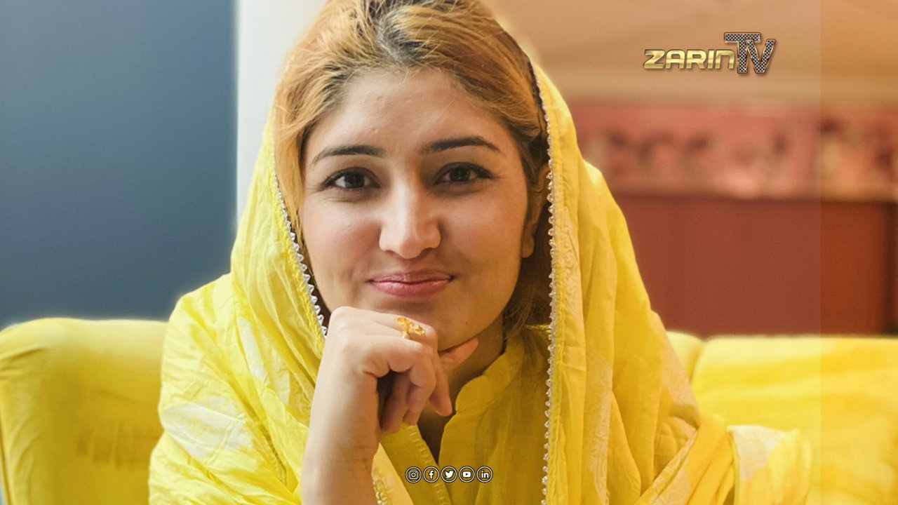 سلما نیاز برنده جایزه روزنامه نگار جوان سال شد