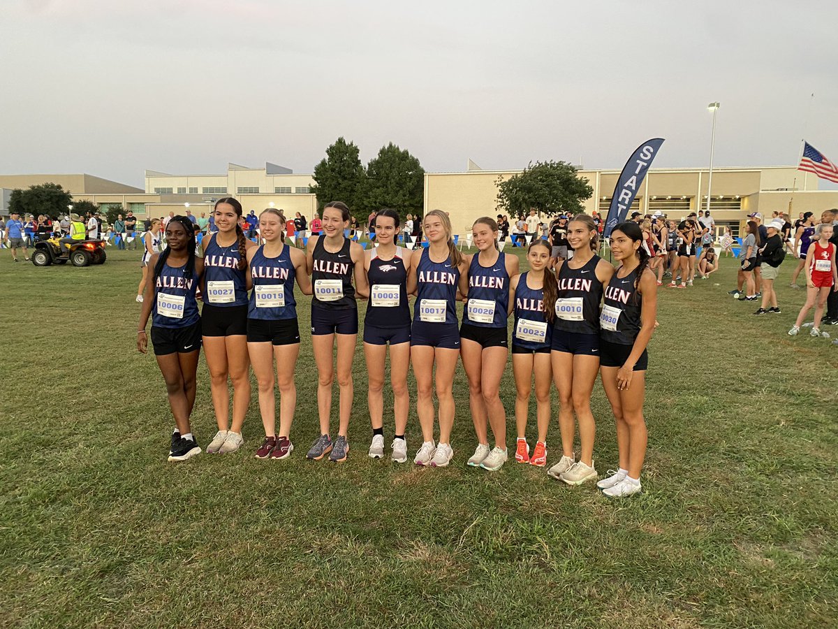 country_allen's tweet photo. Great start to the day. Varsity girls all ran well. 1st place finish for Selene Garcia at the Flower Mound Invitational. https://t.co/yOkMPN9K9y