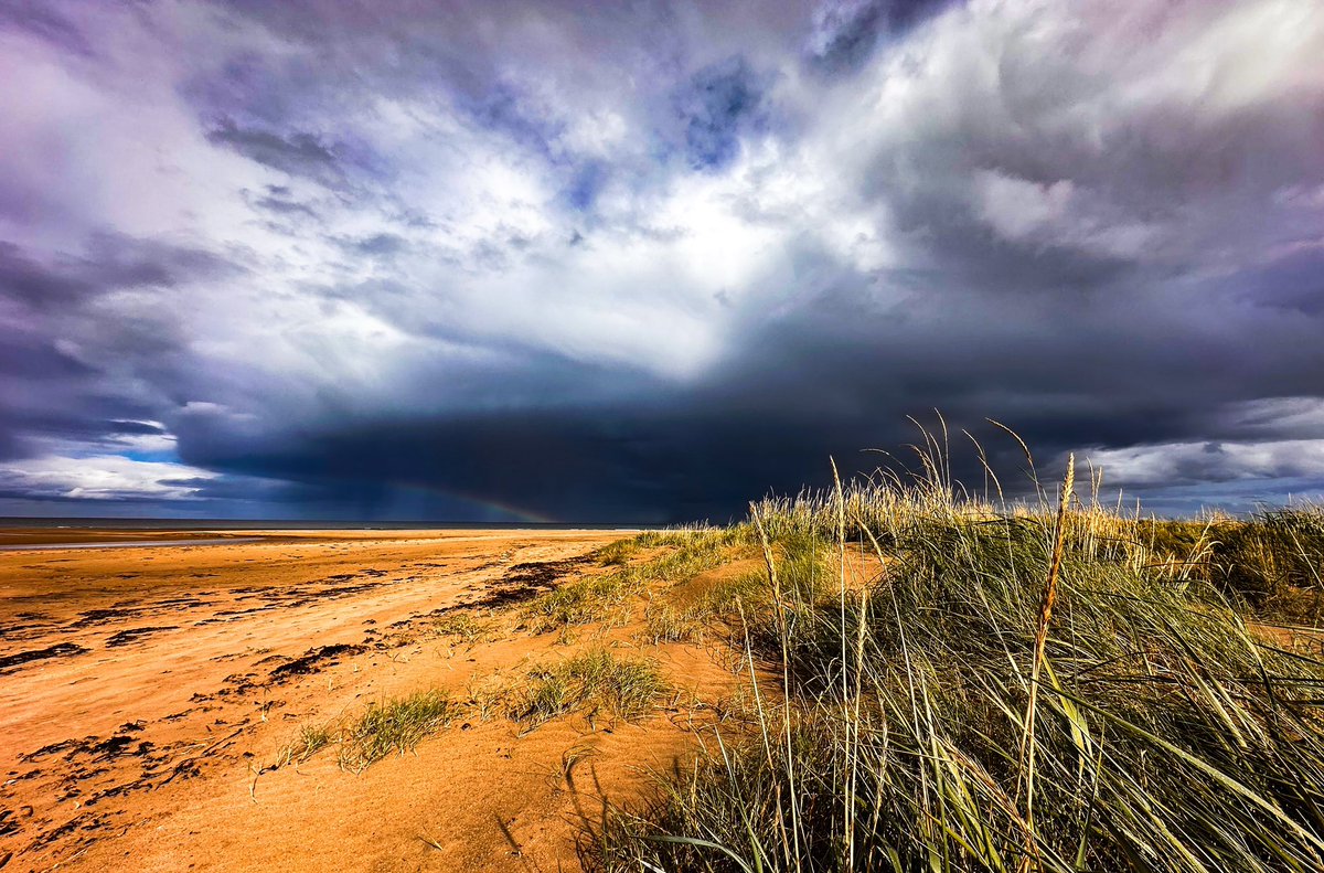 We’ve decided to spend one more day on the Isle. Currently wringing wet after this super-cell downpour passed by directly overhead with a biblical deluge (:
