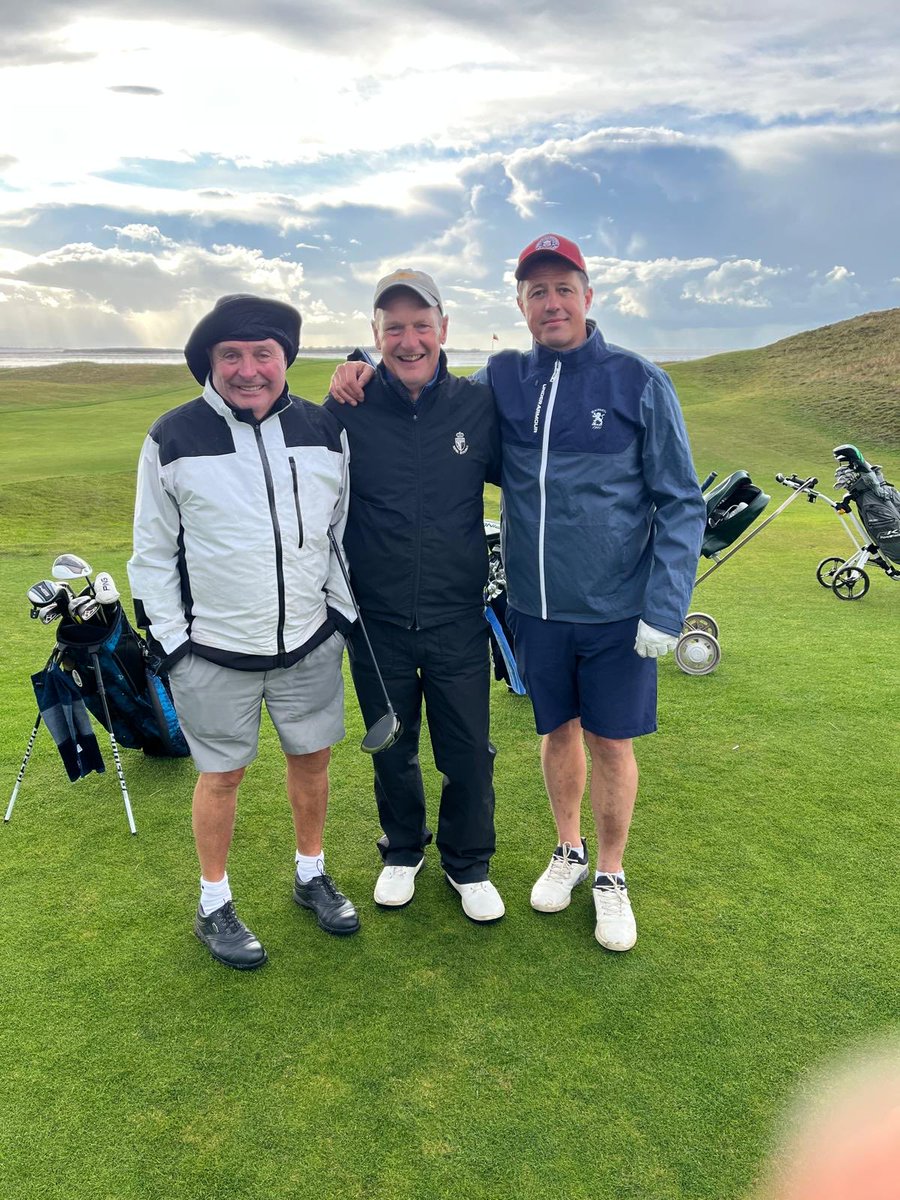 Two days of golfing heaven in the North West of England at ⁦<a href="/RLGCHoylake/">Royal Liverpool Golf Club</a>⁩ and ⁦<a href="/FormbyGolfClub/">Formby Golf Club</a>⁩ Both courses in sensational condition after a tough summer. First experience of a 4 club wind on the links 👌