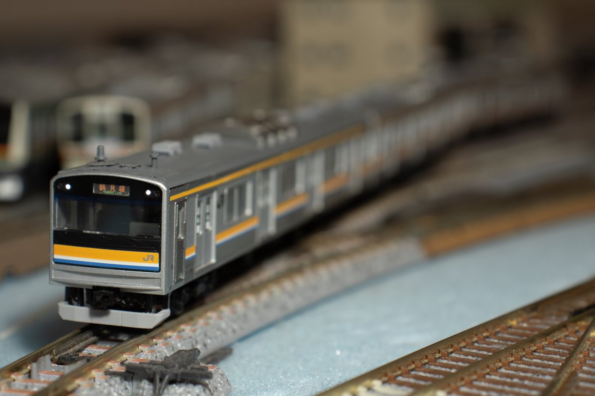 TOMIX 205系 ジャンク 宇都宮線改造ベース やっと完成。鶴見線・205系T11編成をTOMIXベースで仕立てたよ。KATOの
