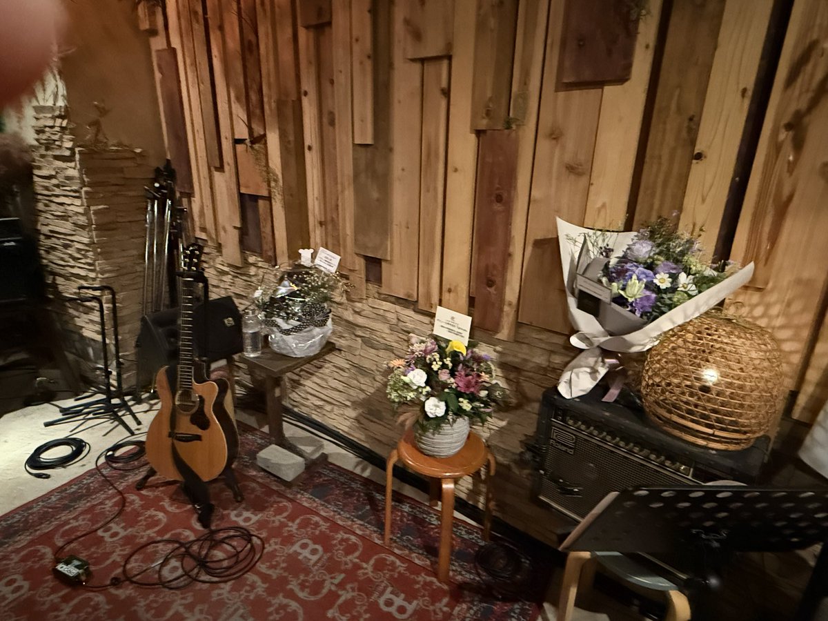 昨夜は名古屋の鑪ら場でハナフサマユ さんデビュー5周年記念ワンマン「Up to you」ライブ。
2月以来のハナフサさんの素晴らしいライブ楽しみました。
#ハナフサマユ