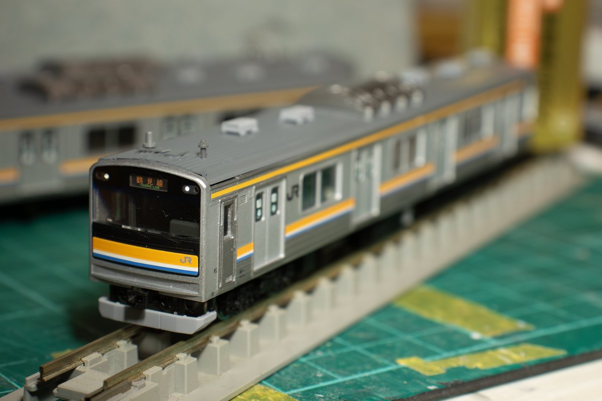 やっと完成。鶴見線・205系T11編成をTOMIXベースで仕立てたよ。KATOの