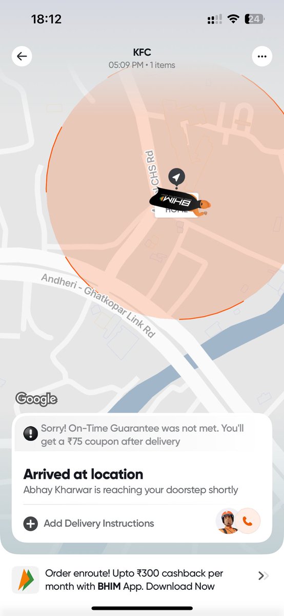 SmiteshSave1's tweet photo. @Swiggy I ordered for my guest. my guest left and you delivered the order. i have rejected to the delivered. 
Very worst service, i dont know why i took swiggy one membership. https://t.co/tJhZRccfng