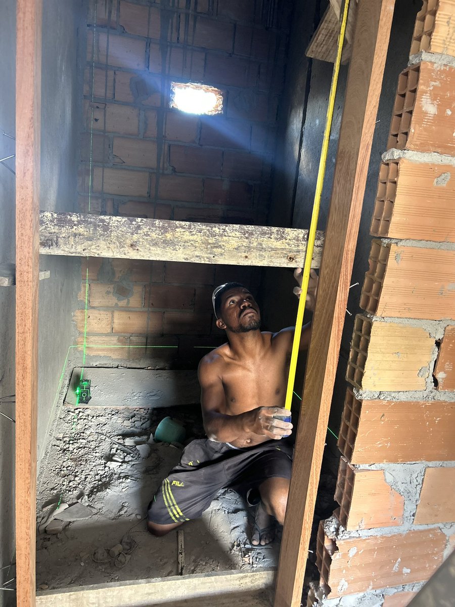 Contadini3's tweet photo. Obrigada Deus por realizar esse meu sonho de se casar,com um homem incrível trabalhador.
Obrigada senhor pela construção da minha futura casa.
Obrigada senhor por nunca desistir de nós!!
🥺😻 https://t.co/PGSIZ4bp86