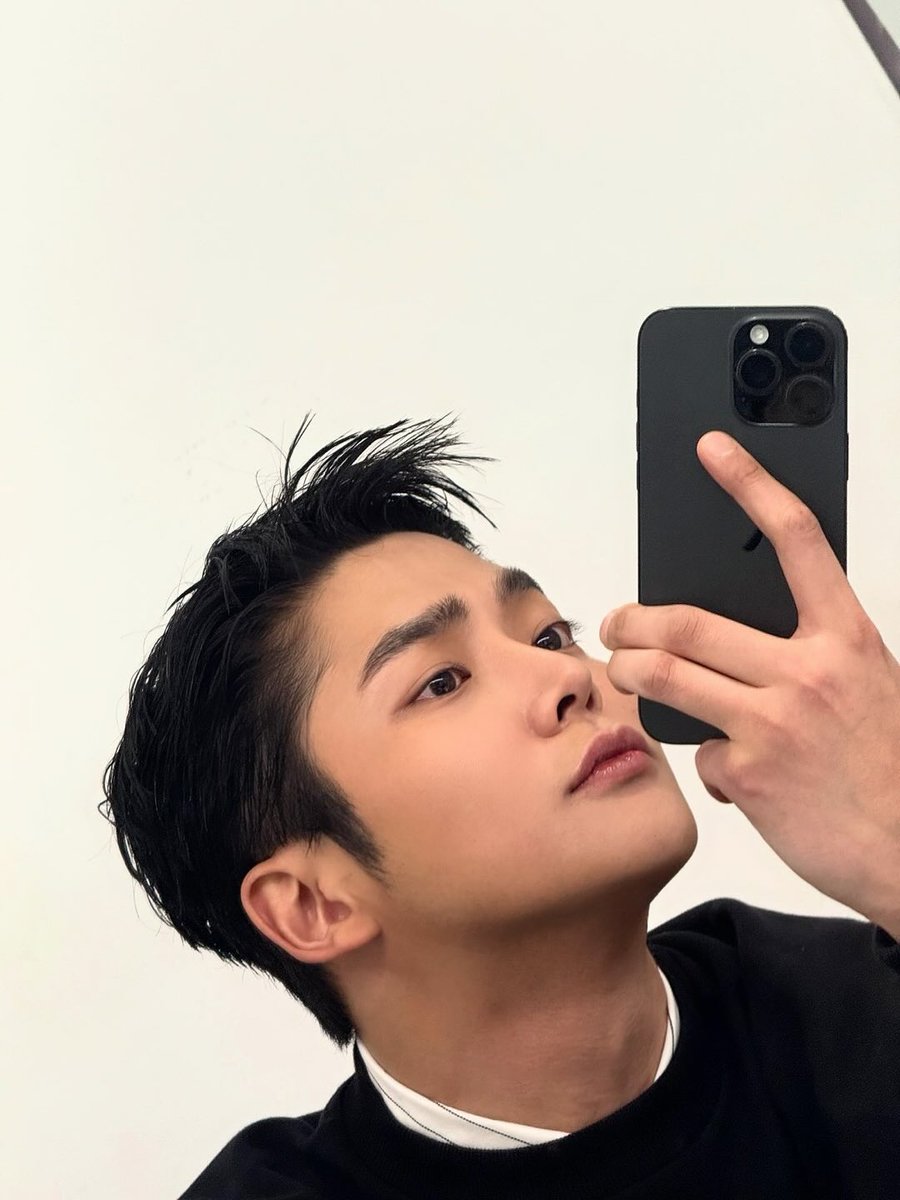 indavefinite's tweet photo. Hi ~ https://t.co/zMvkHfMUTN
