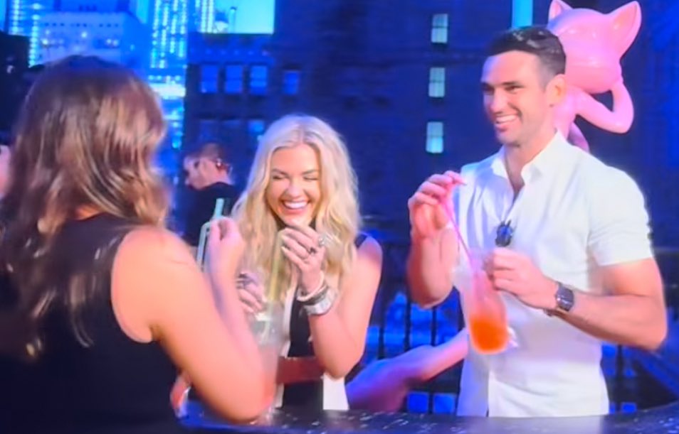 RealityByAshley's tweet image. Interesting fact: Charlie Kirk’s wife Erika was on Season 3 Episode 11 of #SummerHouse as Jordan’s date. Carl was there too!