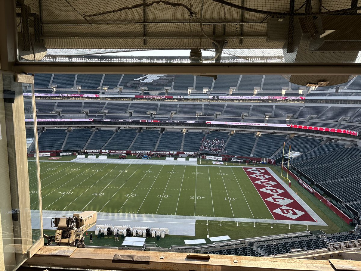 Sooner Radio Pregame gets started at 8am (CT) LIVE from Philly w/<a href="/TRowOU/">Toby Rowland</a>, <a href="/PlankShow/">Chris Plank</a>, <a href="/TedLehman11/">Teddy Lehman</a> &amp; <a href="/GabeIkard/">Gabe Ikard</a>. Listen here…

OKC: 107.7FM
Tulsa: 97.5FM
App: Varsity Network 
SiriusXM: 81
The Linc: TBA
Affiliates: soonersports.com/sports/2019/8/…