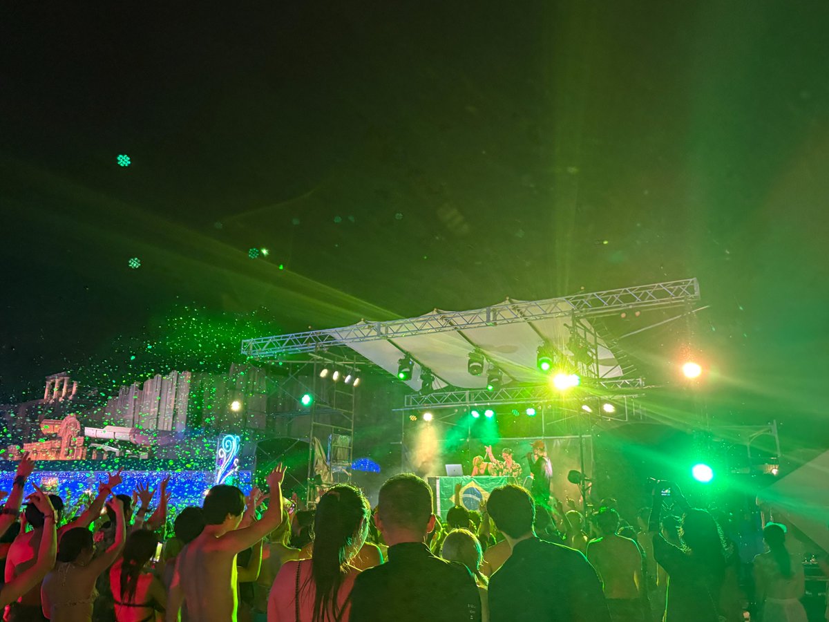 ラグーナプールパーティ2025 ブラジリアンナイト🇧🇷🕺 本日は