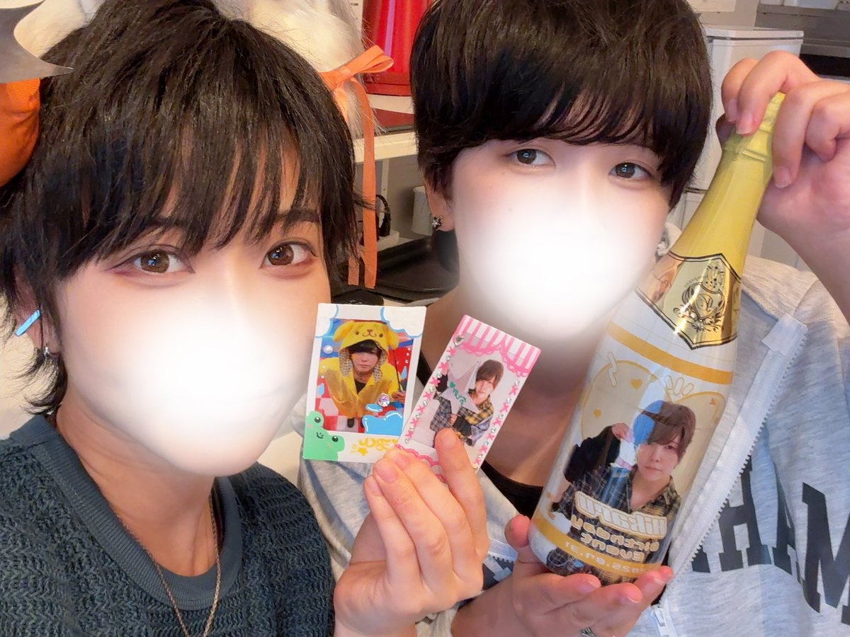 🐙#男装もぐもぐオフ会 🍠
有難うございましたーー！！
楽しくてあっという間だったし、
たこ焼きもクレープも美味しかった✨

皆いっぱいおイモのお菓子とか、お土産も持ってきてくれてありがとう🥲

撮ってくれた写真や動画はぜひLINEに送ってね!!また会えるの楽しみにしてます🐊
ᵀᴴᴬᴺᴷ ᵞᴼᵁ