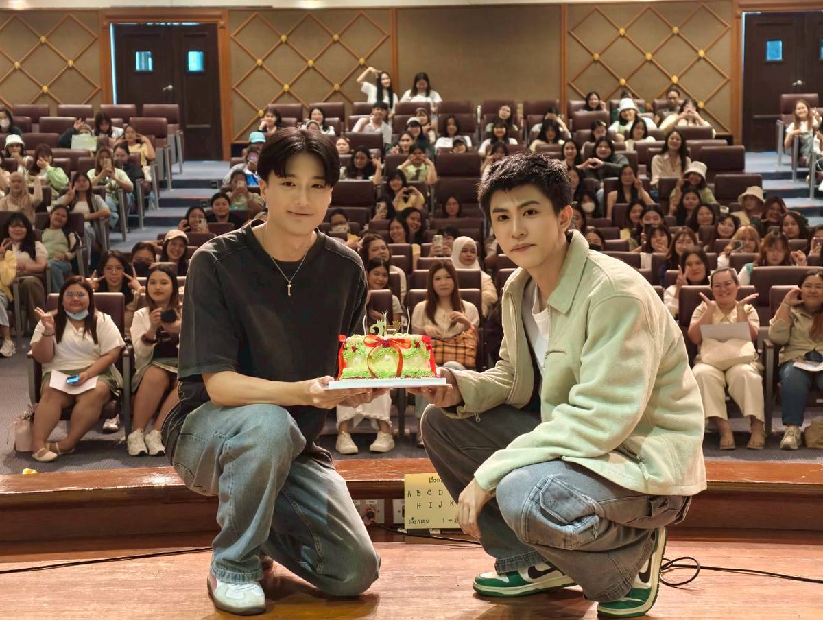 closebethere's tweet photo. SPECIAL THANKS FOR SPECIAL PERSON 💙💚
อีกหนึ่งคนสำคัญที่ต้องขอบคุณในวันนี้ ก็คือ พาร์ทเนอร์ที่น่ารักของเซฟอย่างน้องฟรัง @francnrp 
ขอบคุณน้องฟรังที่น่ารักกับเซฟมาตลอด ขอบคุณที่คอยซัพพอร์ตและดูแลเซฟอย่างดี
ขอบคุณที่คอยอยู่ข้างๆเซฟ ขอบคุณที่สละเวลามาร่วมงาน ขอบคุณที่มาเป็นความพิเศษในวัย 27ปีให้กับเซฟ อยู่อวยพรเซฟด้วยกันไปทุกปีเลยน๊า
#GrowingWithSave27th 
#savesaisawat 
#francnrp