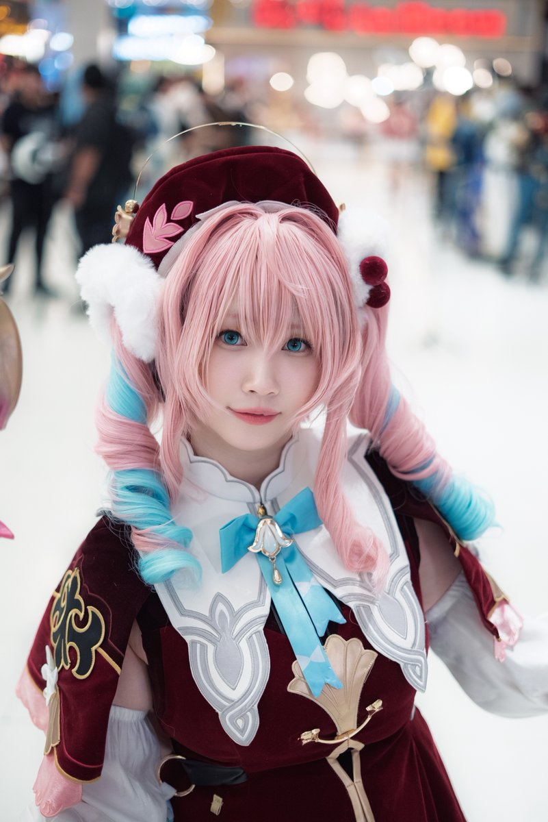 CosplaysNaT's tweet image. Honkai: Star Rail: Hyacine
Cosplayer: Princesskulala

Full Video that I took at the event: youtu.be/D6OBaUrL97U

Any tip will help a lot.
ko-fi.com/cosplaysnat

#cosplay #cosplaygirl #hoyofest #hoyofest2025 #hoyoverse #honkaistarrail #hsr #starrail #hyacine