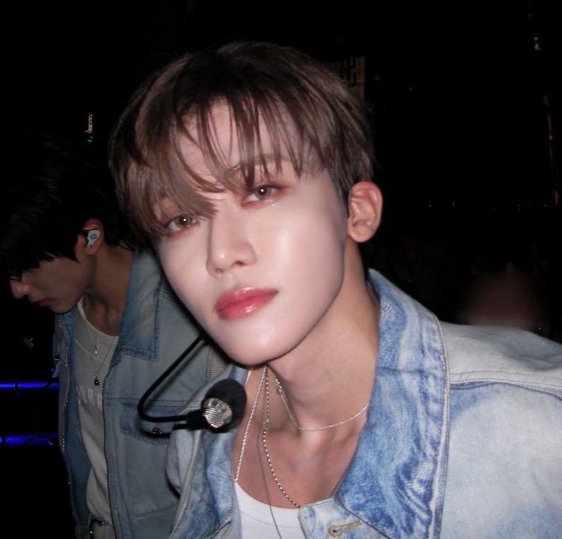 these jaegram pics giving me some serious issues