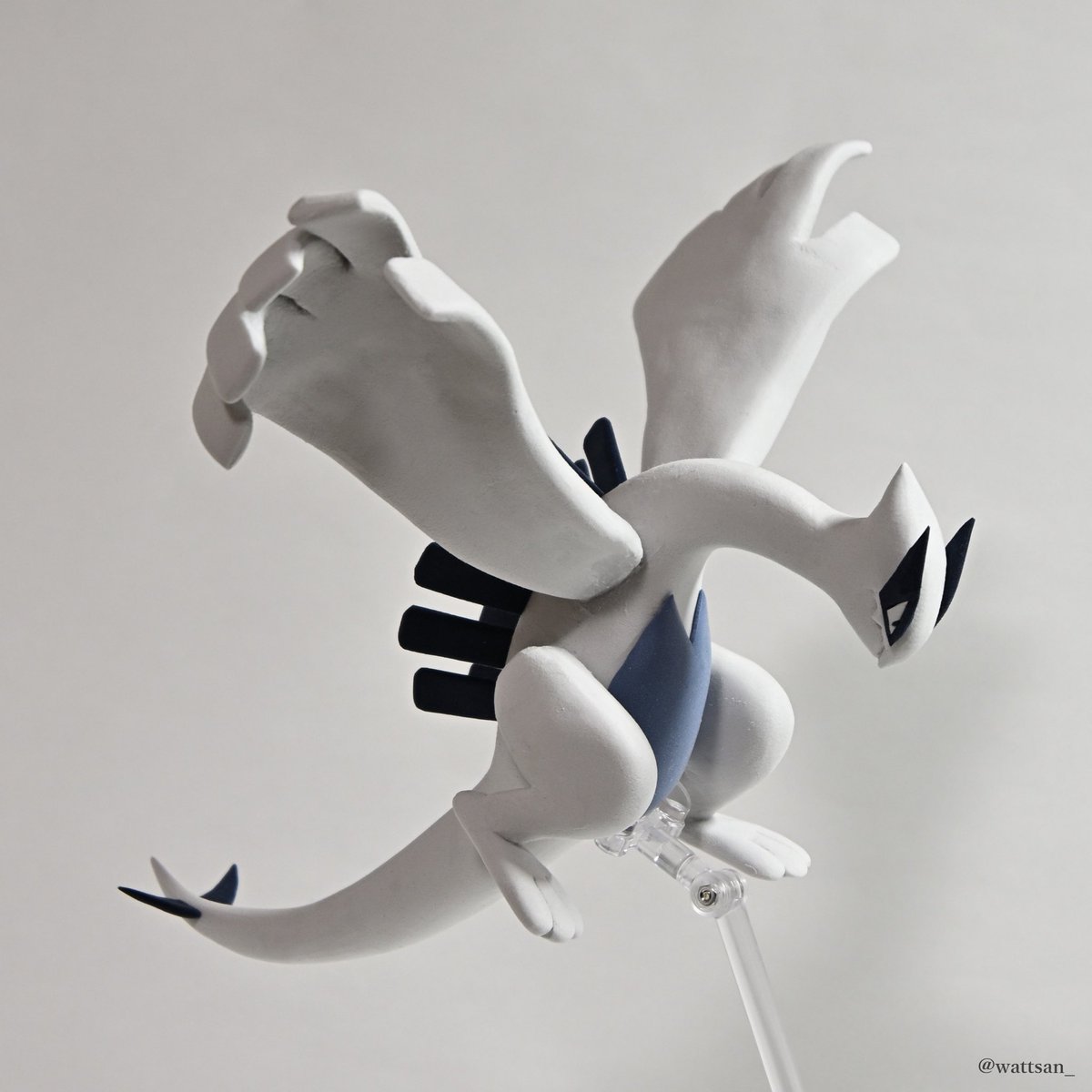 100均の粘土でつくったエルフーンとルギアを撮り直しました．
#エルフーン
#ルギア
#粘土