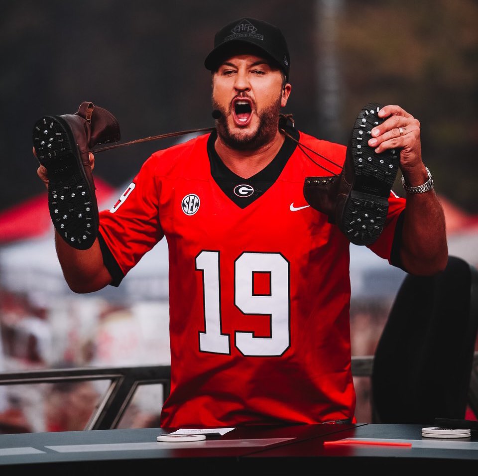 Get Up Y’all It’s GAMEDAY!
It’s hobnail boot szn! 
#GoDawgs