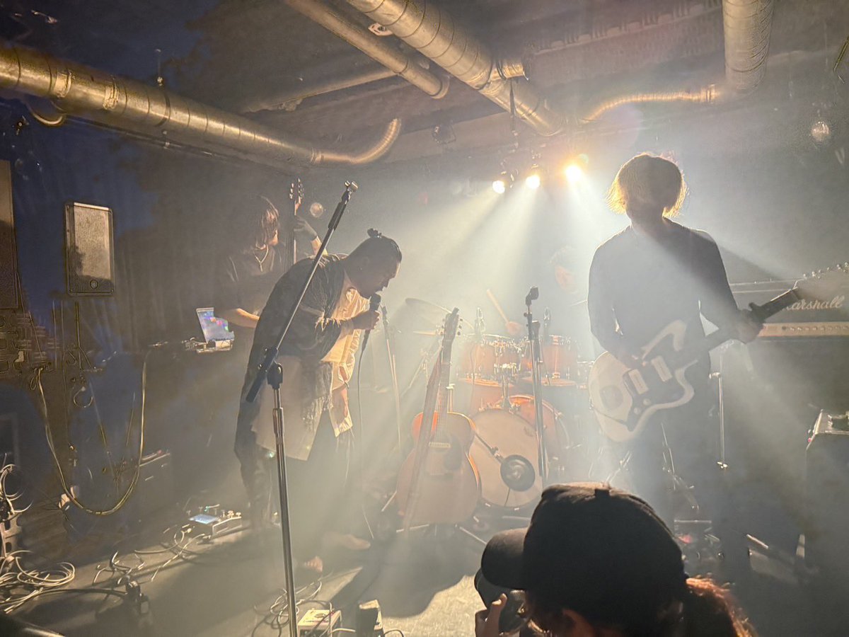 108pierrots's tweet photo. 昨日は108pierrots presents "FTY" にお越しいただき、ありがとうございました。

ステージでは僕らの演奏開始から、来てくれた皆さんが徐々に体を揺らしていくのが見えて、とても嬉しかったです。

多くの人たちから「神々しい」とお言葉も頂きました。
これからも絶景を届けていきたいと思います。 https://t.co/0efEEvOiLI