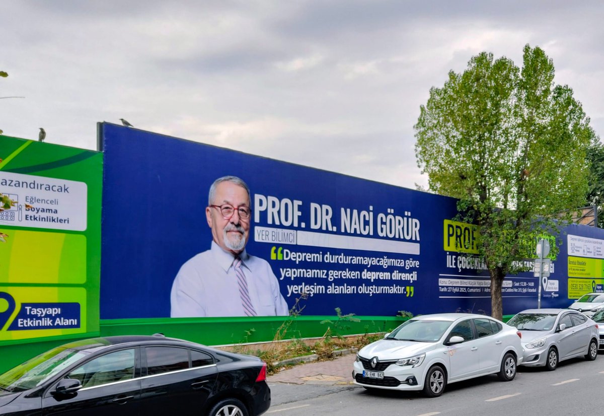 guventurks's tweet image. Şişli'deki devasa Prof. Naci Görür reklamlarının arkasında, ilki 2016'da arkitera.com/?p=7522 Hayri İnönü döneminden, diğeri 2024'ten beri is.gd/XzLBsn CHP'li yönetimler tarafından engellenen Taşyapı'nın "Mega" projeleri var. Şişli Belediyesi'ne kayyım atanana kadar…