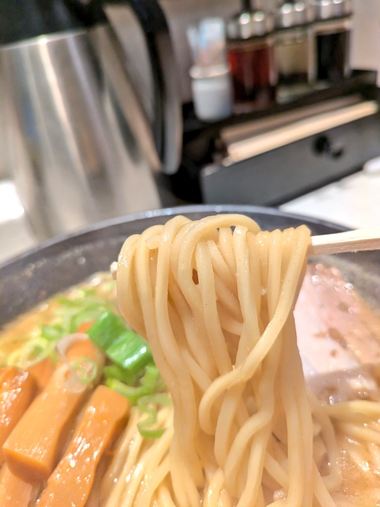 celica0630's tweet photo. 水戸蘭丸🍜
背脂味噌らぁめん
太麺に変更しました✨
濃厚味噌で美味しかったです
ごちそうさまでした🙏

#水戸蘭丸
#味噌ラーメン
#茨城ラーメン https://t.co/NRZ7gDe1Dp