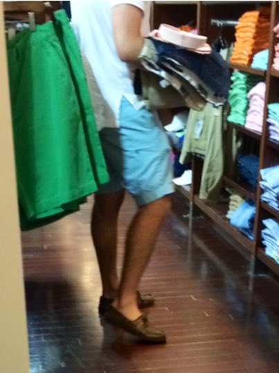 A day of shopping with the other f4990t wives.