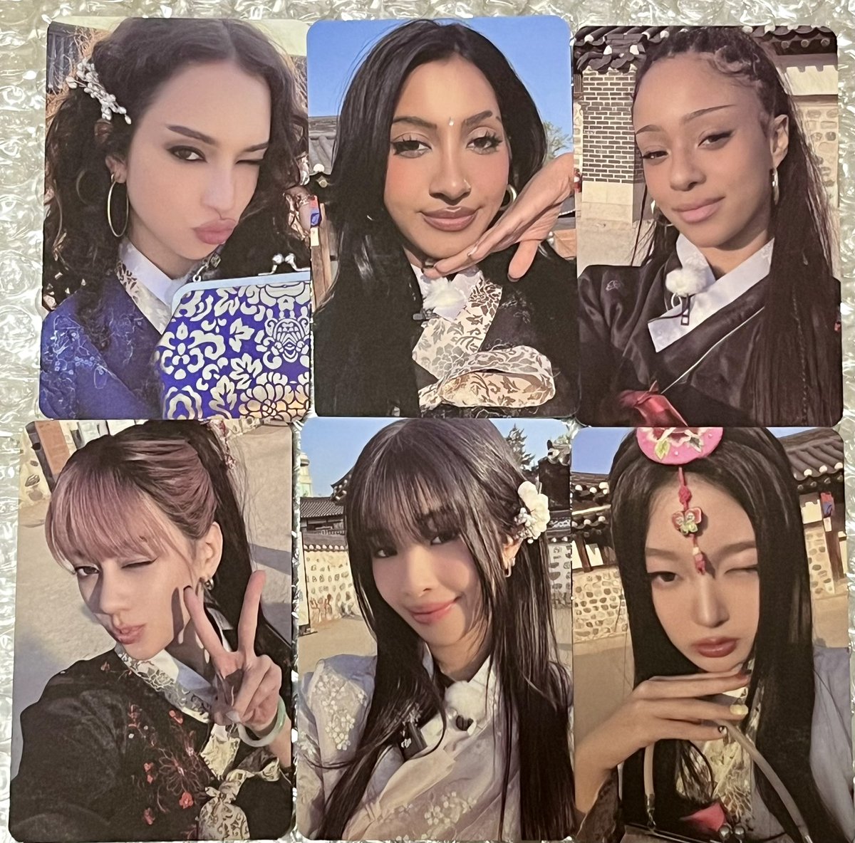 캣츠아이 한복 포카 개이뻐😭💕💕💕