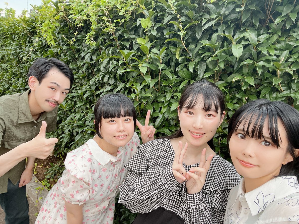 moonrabbit_0707's tweet photo. 取り急ぎ！企画ユニット曖昧線
「紙風船とあのこ」全公演終演しました。
ご来場誠にありがとうございました！
今までの私たちの今出来る全部でした。
大切な、大好きな、応援してくれてるあなた！で溢れている客席が本当に幸せだった、過去形にしちゃうのやだな、今も幸せだよ。
あなたが、だいすき！ https://t.co/X7GWLqMDVT