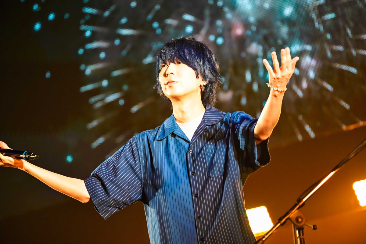 絶妙な表情をしている