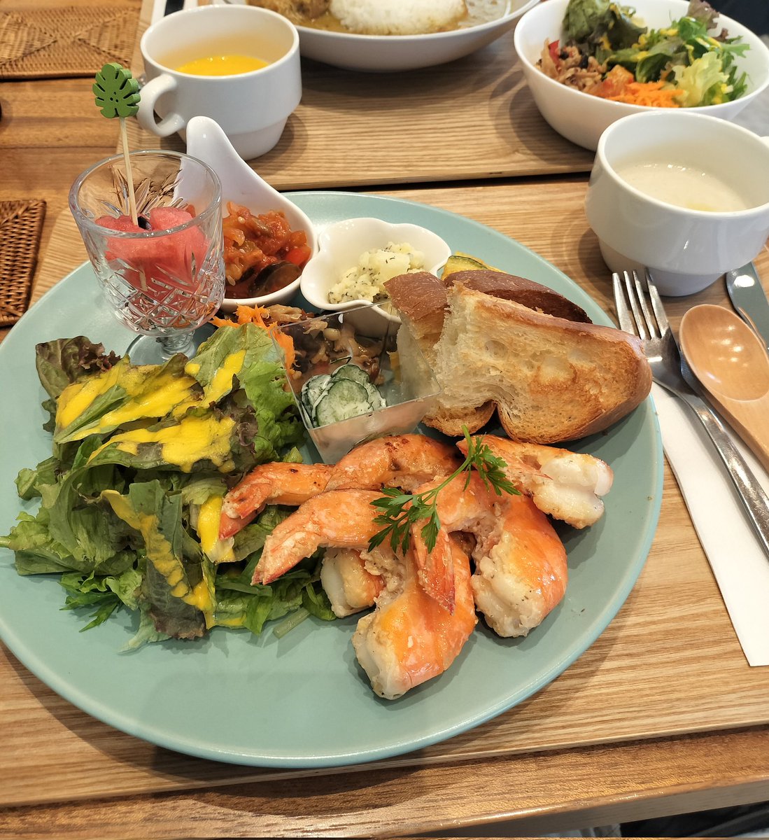 かがやきテラスにある、ハワイアンカフェ／Lani Cafeのランチがボリュームあり、健康的でとても良かった✨️🌴🌴
lani-cafe.com
#滋賀県　＃かがやきテラス　＃ハワイアンカフェ
頑張れ　＃サニブラウン