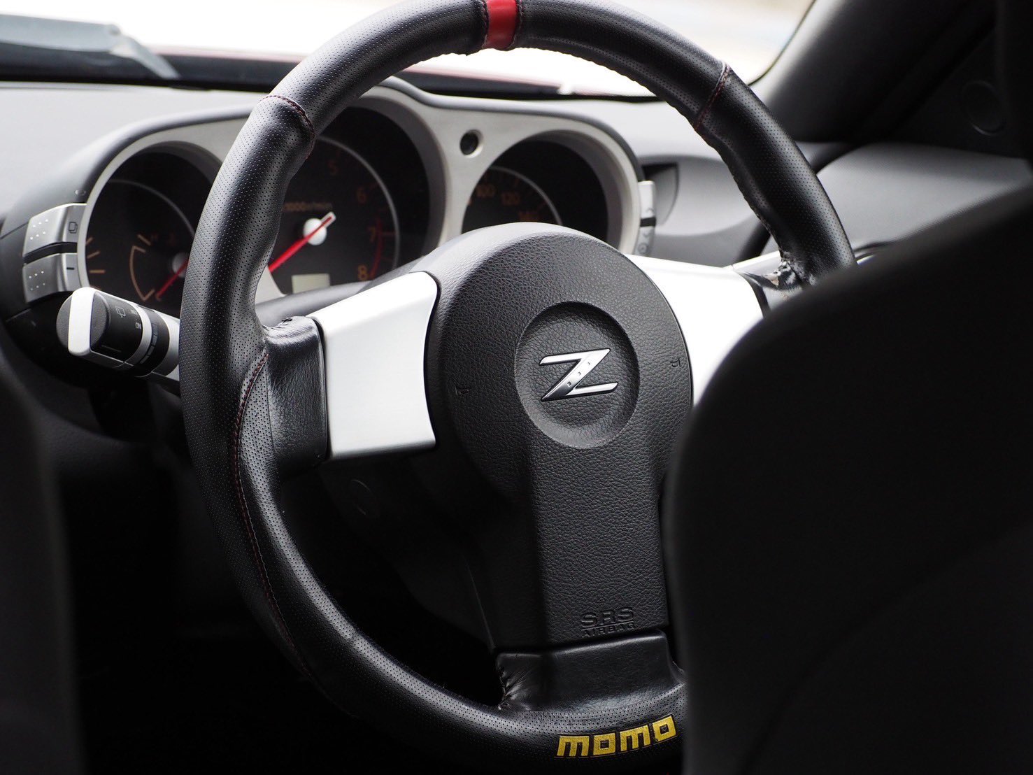 z33 - Search / X