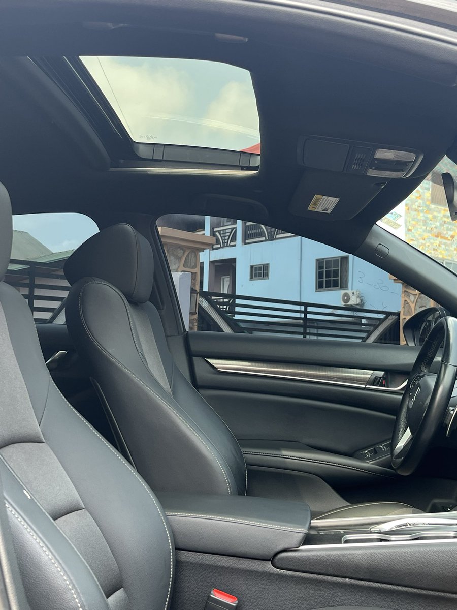 millimonee_'s tweet photo. 2022 Accord Sport 2.0T  
Recently Cleared

Specs: Wireless Charger, Sunroof, Push to start, Alloy rims, Reverse camera, Apple car play, Ac and more

Price:405k🇬🇭
☎️0245513798 https://t.co/7I3VyJb6gi