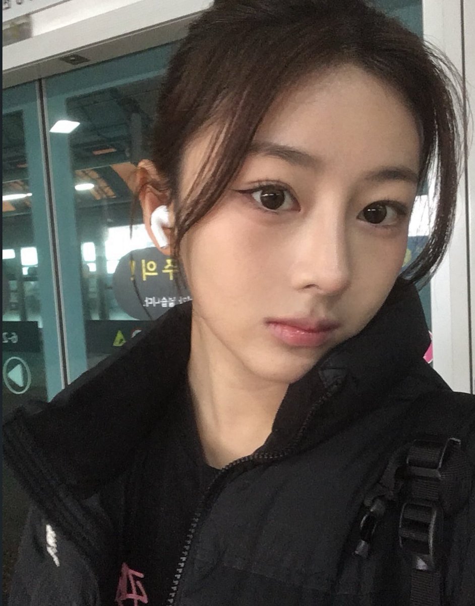 dogoacute's tweet photo. 공쥬들아..........제발그만해 앳하트가여자다살리고잇잔아지금............ https://t.co/0570xPjm5D
