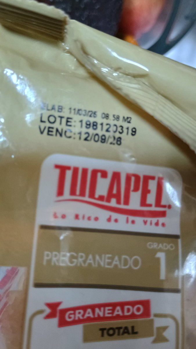 NicoIgnacio146's tweet photo. @TucapelResponde  Dos Bolsas de arroz. Con olor a humedad y Moho 🤮🤢

Perdi mis dos Kilos de arroz Respondan 👋🏼

@ministeriosalud 
@SERNAC 
@reclamos_scl https://t.co/vw4N8uTdkM