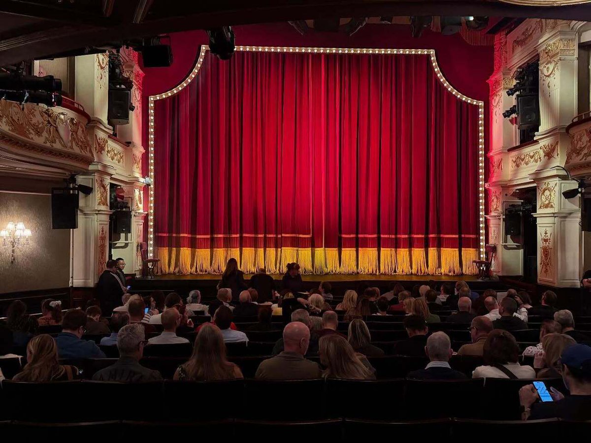 Tim Hughes 提姆·休斯 tweet media