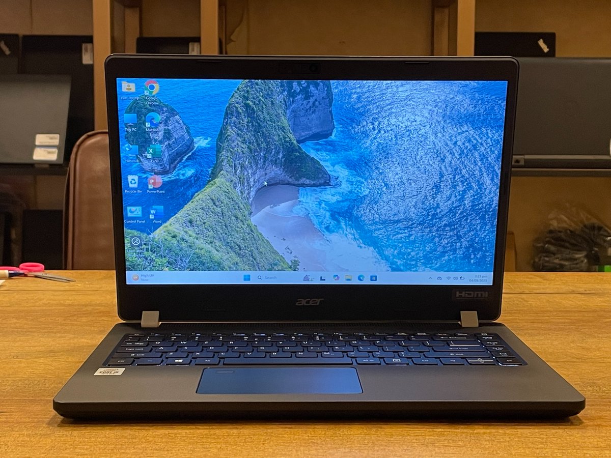 Tesla Laptops tweet media