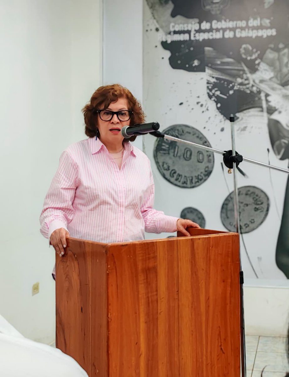 La Ministra del Trabajo dra Ivonne Nuñez Figueroa realizando actividades varias en Galápagos por la construcción del  #NuevoEcuador <a href="/DanielNoboaOk/">Daniel Noboa Azin</a> 
<a href="/Presidencia_Ec/">Presidencia Ecuador 🇪🇨</a> 
<a href="/ivonneabogada/">Ab Ivonne Nuñez</a> 
<a href="/bjzamorap/">Byron Zamora Pérez</a>